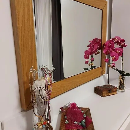 Grosse-und-schoene-ferienwohnung-mit-tv-wlan-balkon-parkplatz-inkl Lübeck