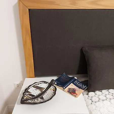Grosse-und-schoene-ferienwohnung-mit-tv-wlan-balkon-parkplatz-inkl Appartement Lübeck